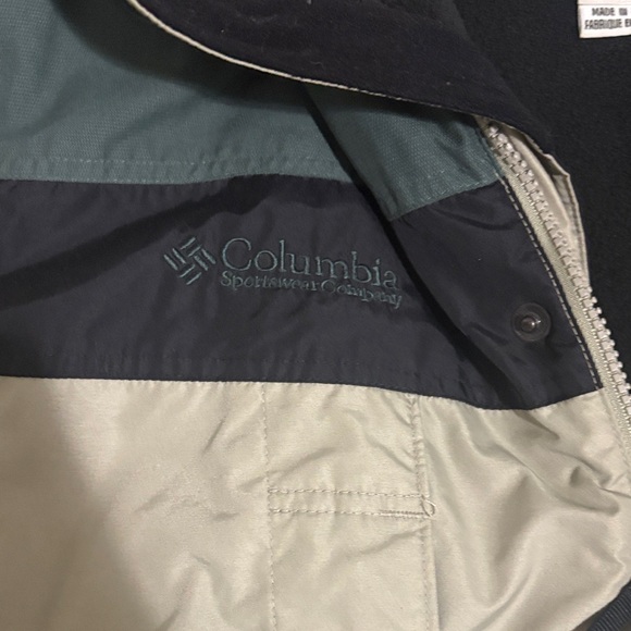 Columbia Men's Green and Gray Performance Jacket - Picture 3 of 15